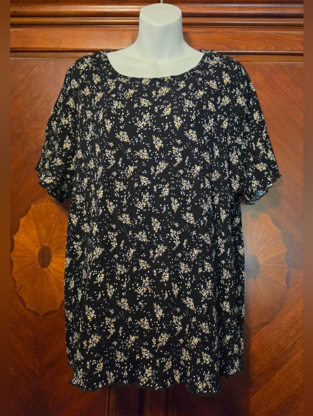 Lularoe Kelly Top